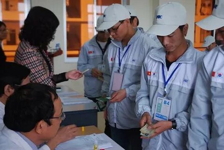 Khởi Nghiệp Video Ngắn Không Cần Kinh Nghiệm: Hotspot Matrix Là Lựa Chọn Của Bạn